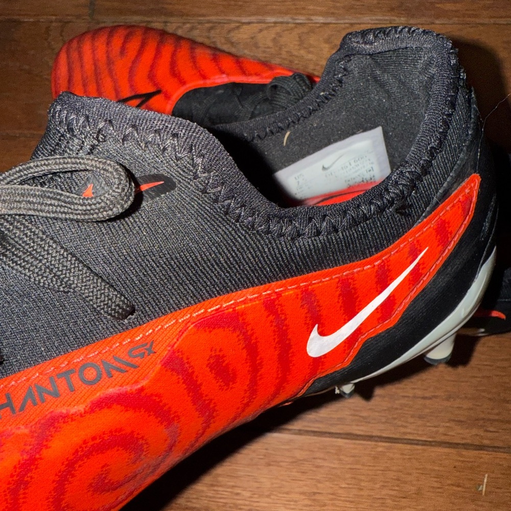 Nike Phantom GX Pro FG - Size 7.5 (M), 9 (W) - Picture 5 of 7